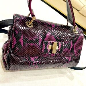 Donald J. Pliner purple snake skin 👜 purse shoulder bag mauve